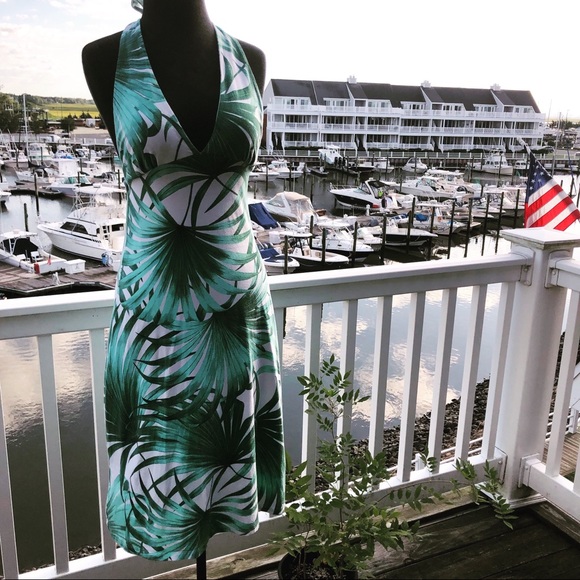 Tommy Bahama Dresses & Skirts - 💕Sale💕 Tommy Bahama Halter Dress XS